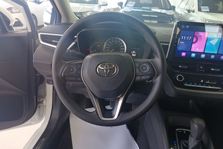 丰田 亚洲狮 2021款 2.0L 进取版中控内饰13