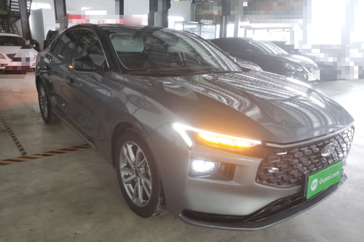 福特 蒙迪欧 2022款 改款 EcoBoost 245 豪华型车身外观3