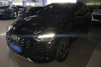 奥迪Q5L 2024款 40 TFSI 豪华动感型