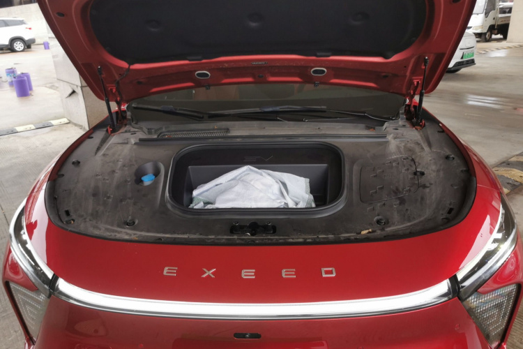 星途 星纪元 ES 2025款 纯电 Pro四驱 77kWh局部细节24