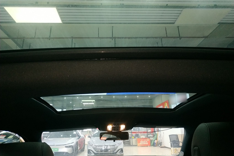 奔驰A级 2020款 改款 A 200 L 运动轿车动感型局部细节22