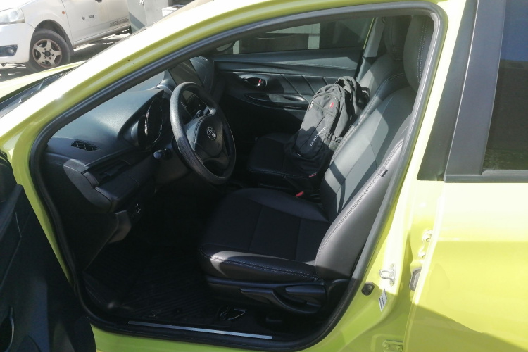 丰田 YARiS L 致炫 2016款 改款 1.5E CVT魅动版局部细节19