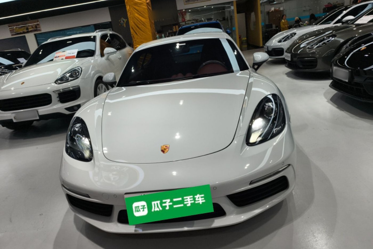 保时捷718 2022款 Cayman 2.0T车身外观2