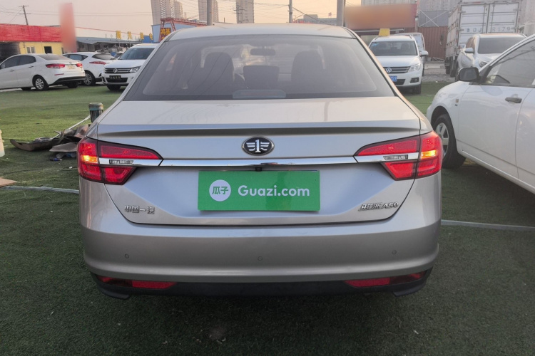 一汽 骏派A50 2018款 1.5L 手动豪华型车身外观6
