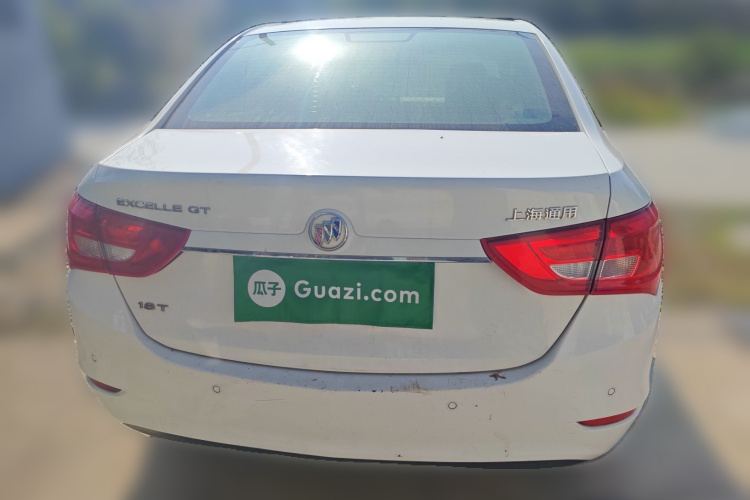 别克 英朗 2015款 18T 双离合豪华型车身外观6