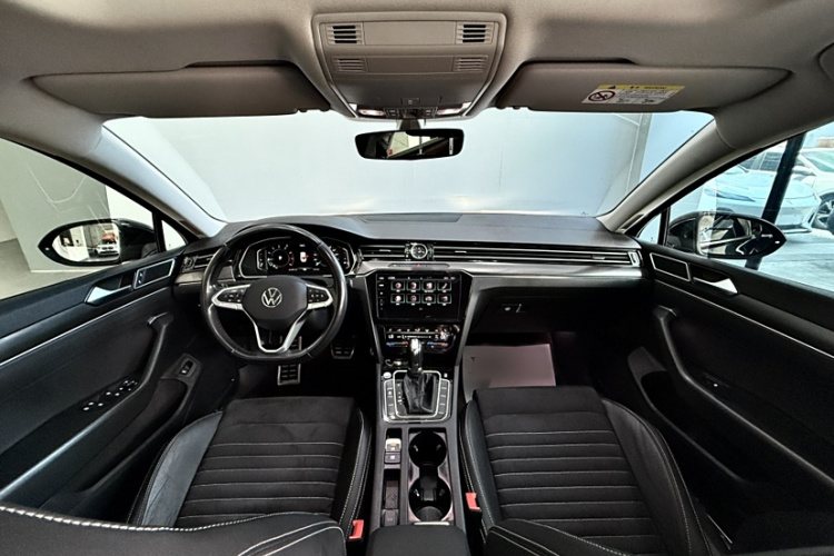 大众 迈腾 2020款 330TSI DSG 豪华型中控内饰7001