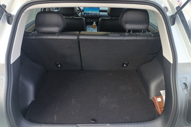 埃安 AION UT 2025款 420智豪版中控内饰23