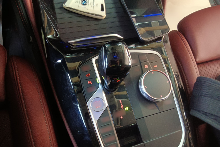 宝马X4 2022款 xDrive 30i M运动套装局部细节18