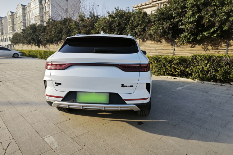 比亚迪 宋PLUS新能源 2021款 EV 旗舰型车身外观6004
