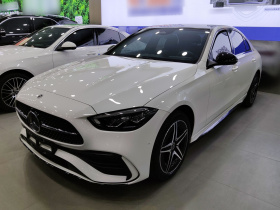 奔驰C级 2023款 改款 C 260 L 皓夜运动版