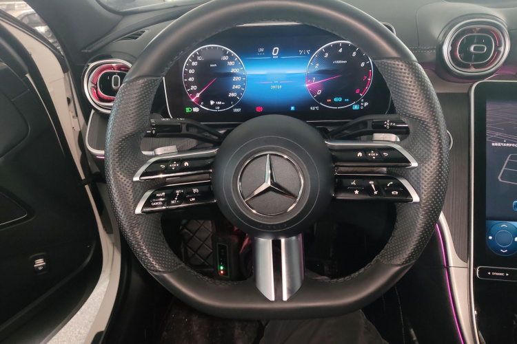 奔驰C级 2022款 改款 C 260 L 运动版局部细节13