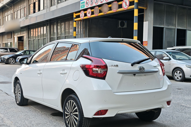 丰田 威驰FS 2021款 1.5L CVT锋驰版车身外观6005