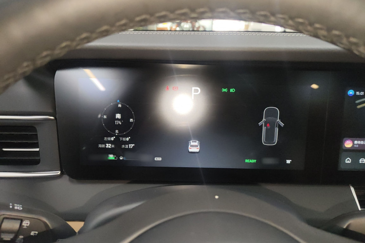 理想汽车 理想ONE 2021款 增程6座版局部细节14