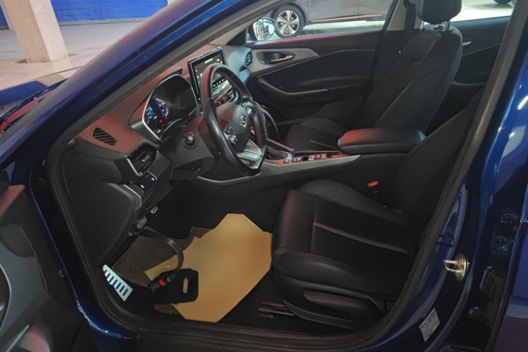 现代 菲斯塔 2019款 280TGDi 运动版 国VI中控内饰7003