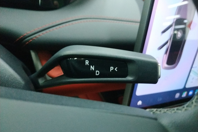 小米汽车 小米SU7 2024款 四驱超长续航高阶智驾Max版局部细节18