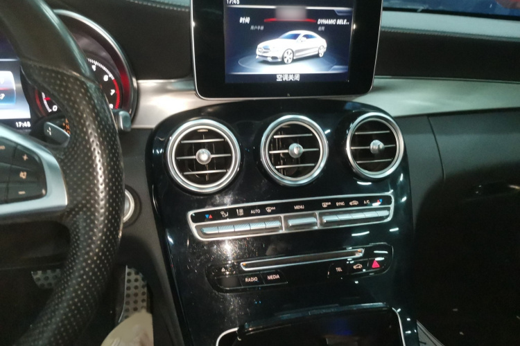 奔驰C级(进口) 2016款 C 200 轿跑版局部细节16