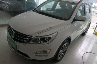 宝骏560 2016款 1.8L iAMT豪华型