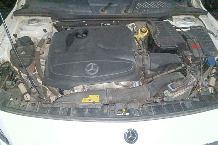 奔驰GLA 2018款 GLA 200 时尚型局部细节24