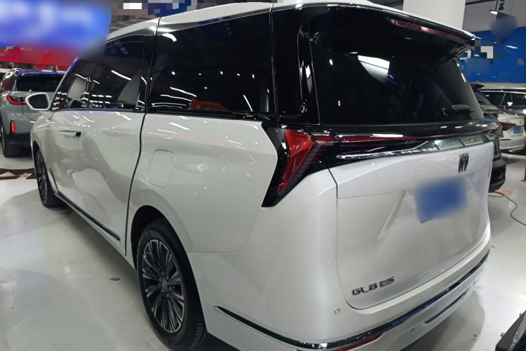 别克GL8 2025款 陆尊 尊享版车身外观6003