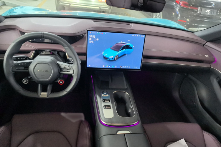 小米汽车 小米SU7 2024款 后驱长续航智驾版中控内饰7003