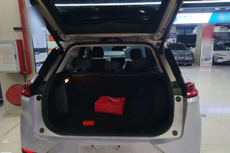 埃安 AION V 2021款 Plus 80 领航智驾版 三元锂局部细节23