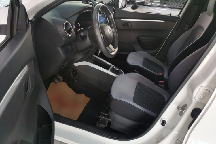 启辰e30 2020款 精英版中控内饰19