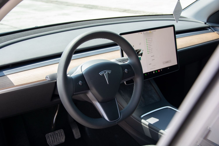 特斯拉 Model Y 2022款 后轮驱动版中控内饰7008