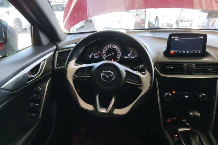 马自达CX-4 2018款 2.0L 自动两驱蓝天探索版 国V中控内饰13