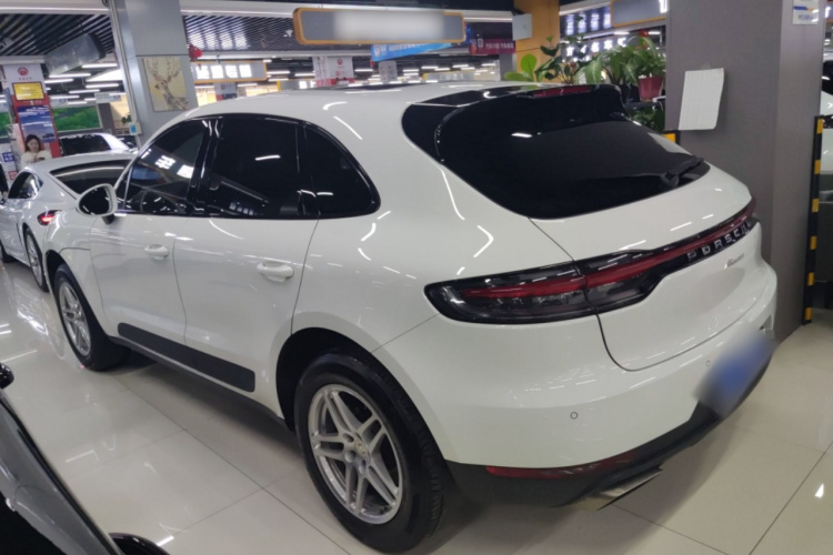 保时捷 2020款 Macan 2.0T车身外观4