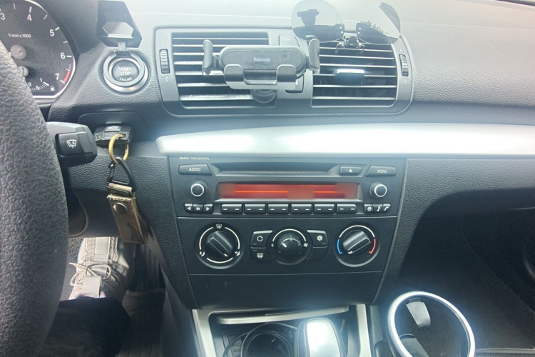 宝马1系(进口) 2008款 120i 自动挡局部细节16