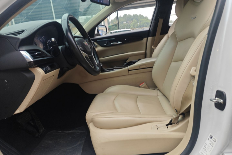 凯迪拉克CT6 2017款 28T 时尚型中控内饰19