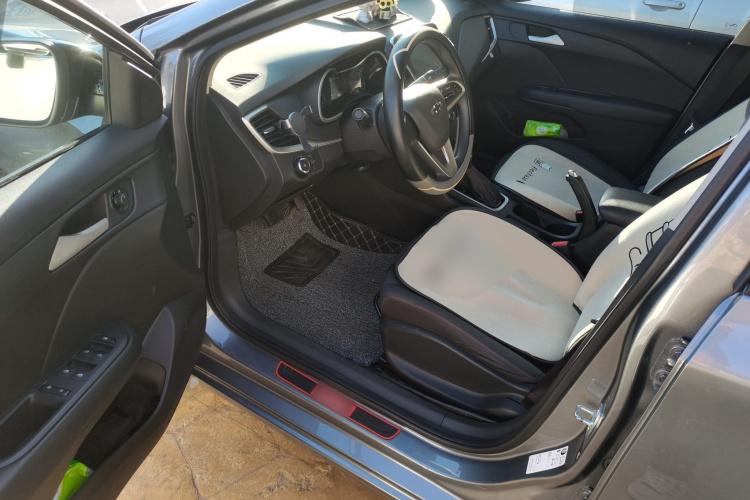 雪佛兰 科鲁泽 2019款 Redline 320T 双离合欢快版 国VI中控内饰20