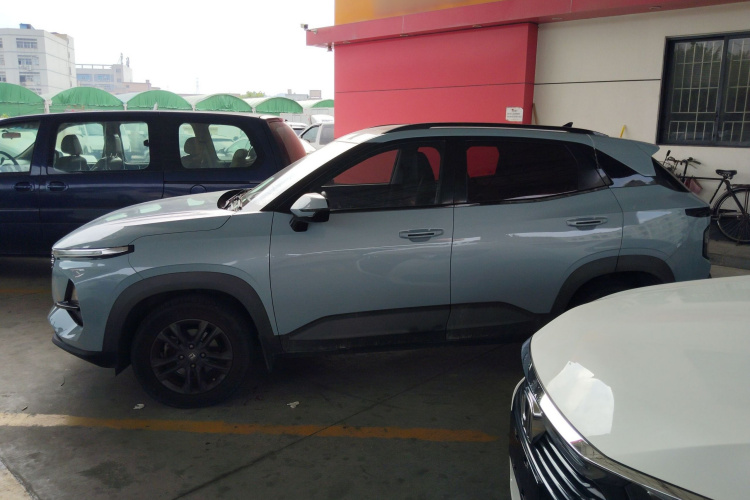 宝骏RS-3 2020款 1.5L CVT  24小时在线豪华型车身外观6003