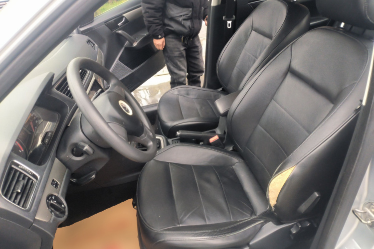 大众 朗逸 2013款 改款经典 1.6L 自动舒适版局部细节19