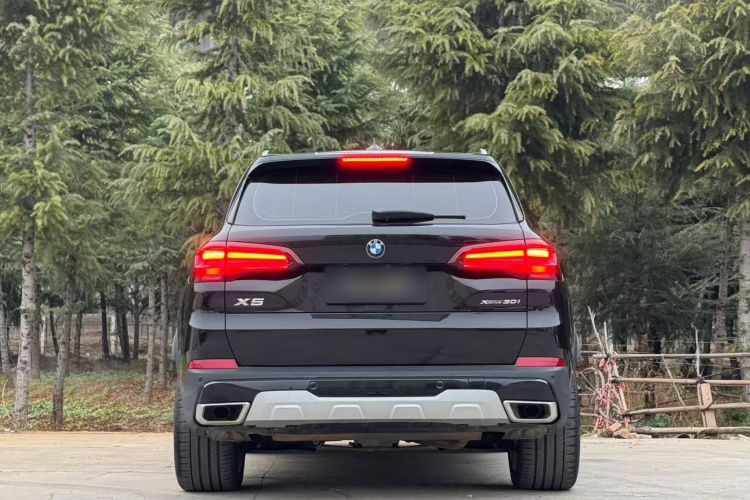 宝马X5(进口) 2021款 xDrive30i X设计套装车身外观6009