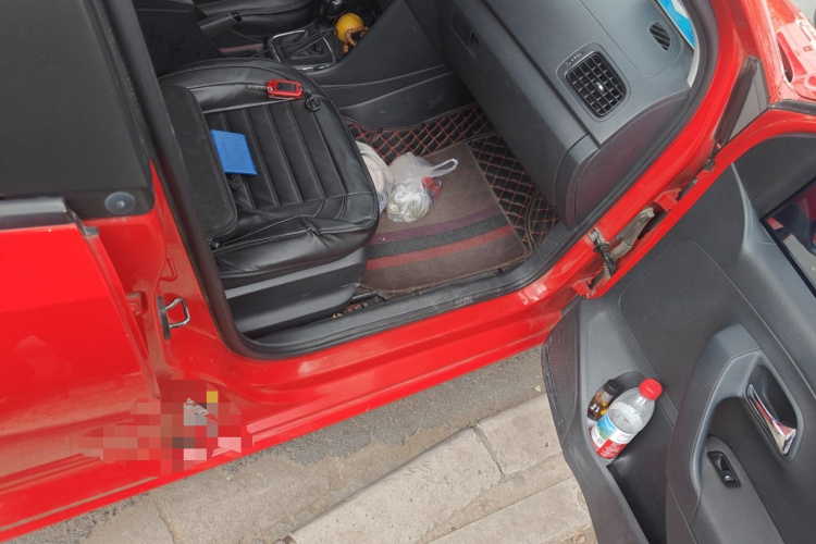 大众 Polo 2016款 1.4L 自动风尚型局部细节9005