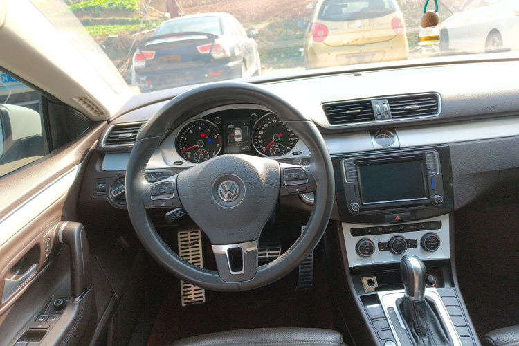 一汽-大众CC 2018款 1.8TSI 豪华型中控内饰13