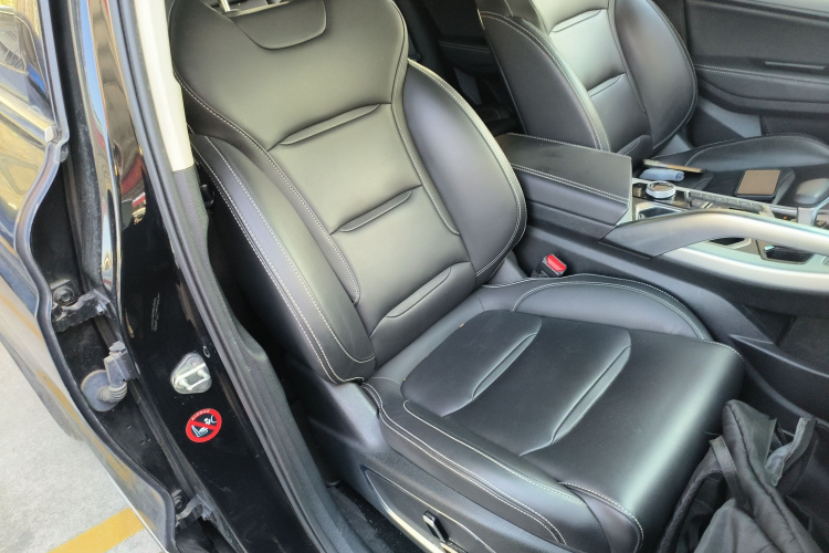 吉利汽车 星越 2019款 300T 耀星者局部细节41