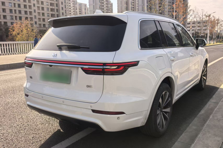 理想汽车 理想ONE 2020款 增程6座版车身外观6004