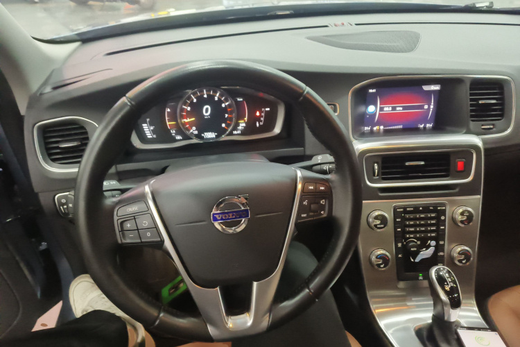 沃尔沃S60 2018款 S60L T4 智远版局部细节13