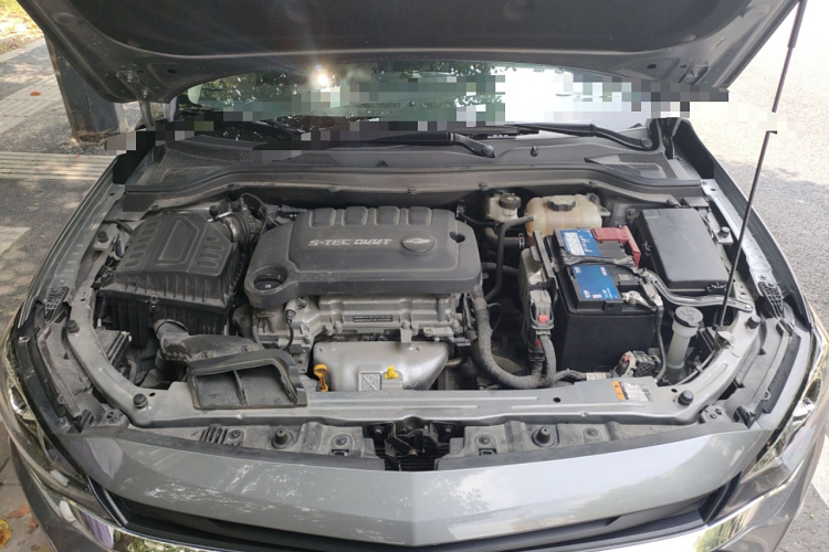 雪佛兰 科鲁泽 2021款 320 自动悦享天窗版局部细节24