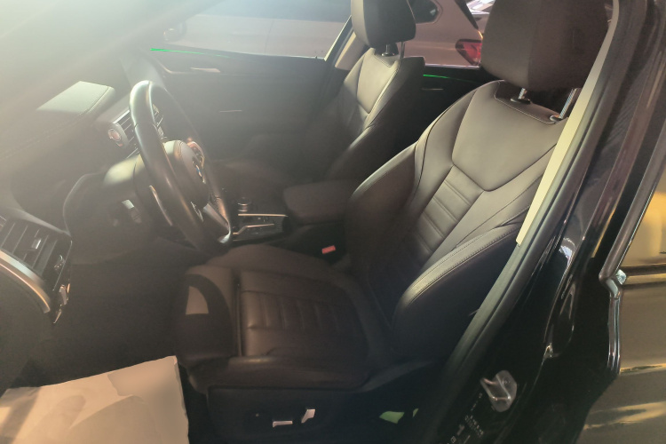 宝马X3 2020款  xDrive28i M运动套装局部细节19