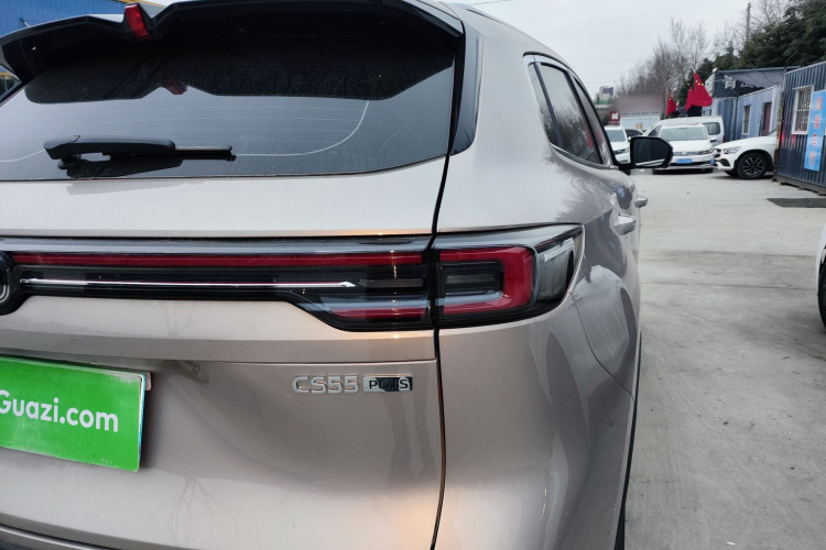 长安CS55PLUS 2026款 第四代 新蓝鲸 1.5T 天枢尊贵型车身外观9