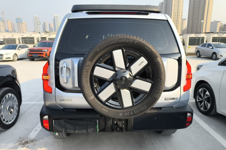 深蓝汽车 深蓝G318 2024款 四驱空悬版车身外观6