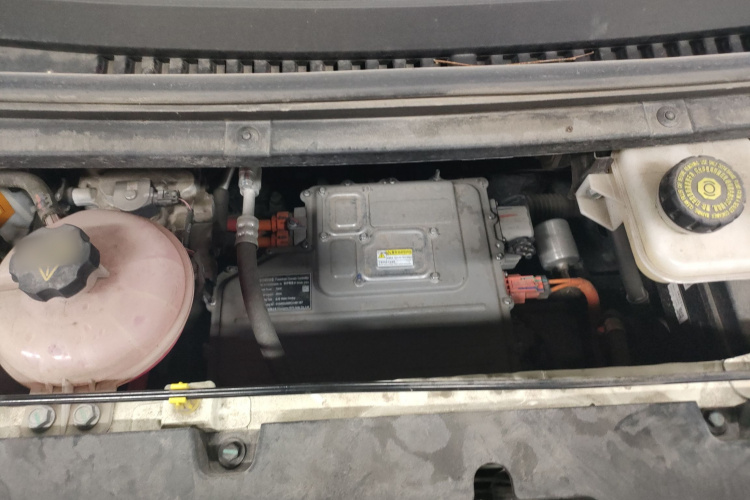 比亚迪 海豚 2024款 荣耀版 420km 时尚版机舱底盘24