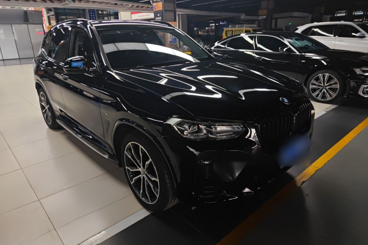 宝马X3 2023款 xDrive30i 领先型 M曜夜套装车身外观6002