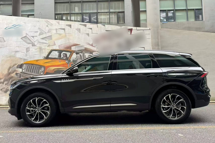 林肯 航海家 2023款 2.0T 四驱尊享版车身外观6001