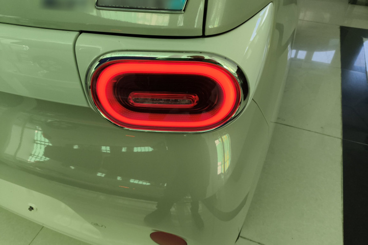 五菱汽车 宏光MINIEV 2024款 第三代 215km 进阶版车身外观6006