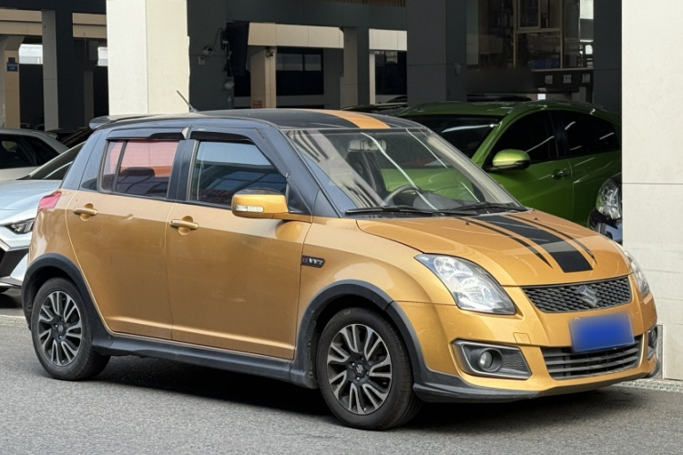 铃木 雨燕 2015款 1.5L 自动限定版车身外观6006