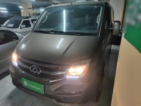 上汽大通MAXUS 新途V80 2015款 2.5T 手动尊杰版短轴低顶